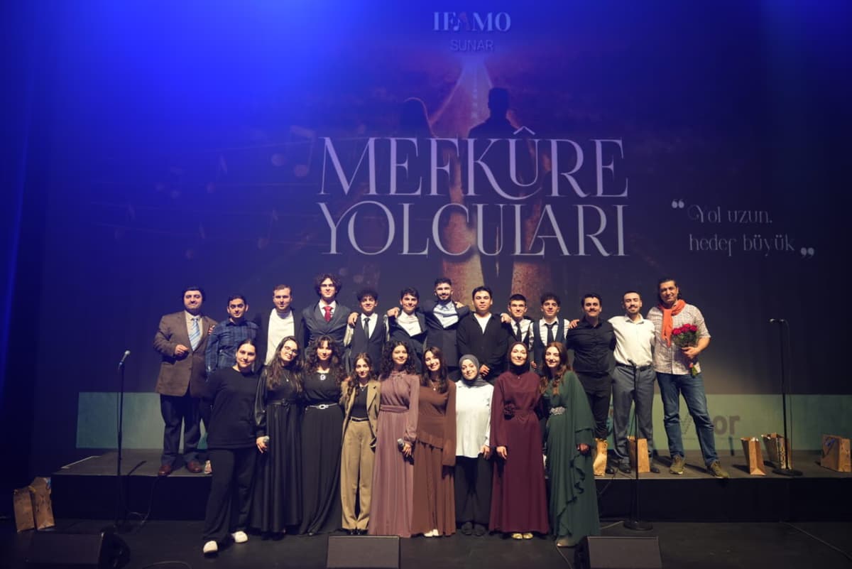 Ümit Nağmeleri - Mefkûre Yolcuları: Een Avond van Hoop en Verbinding in Eindhoven